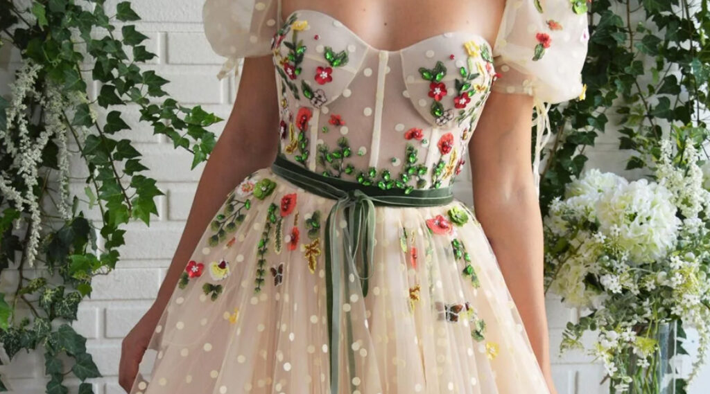modele de rochii cu flori online